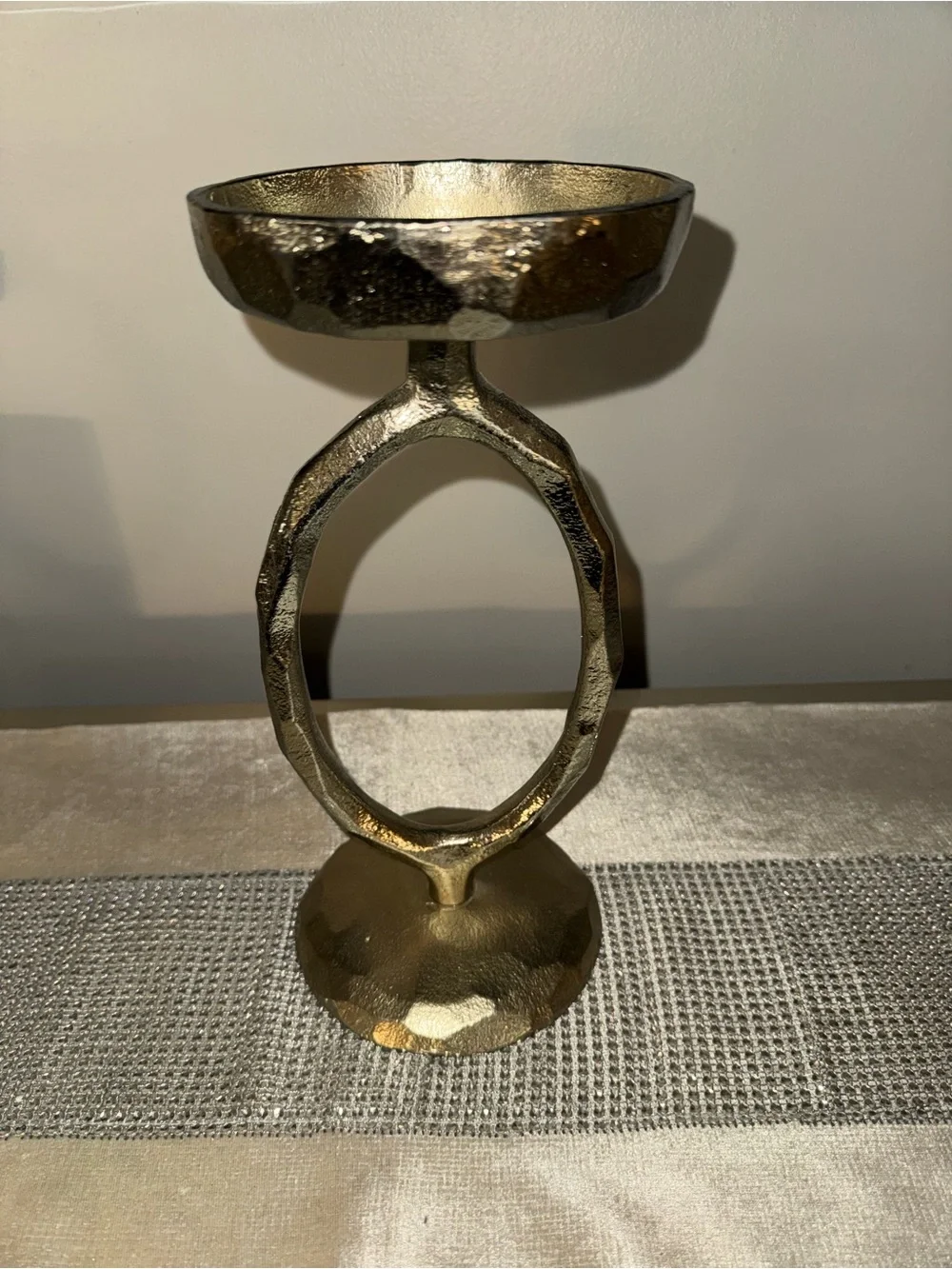NWOT, Modern Metal Oval Candle Holder for Tabletop Decor